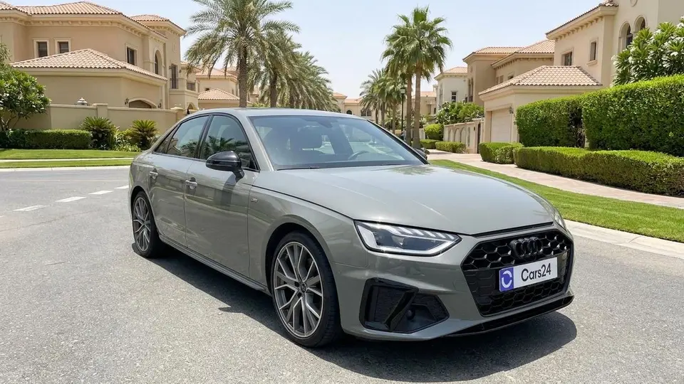 Audi A4 35 TFSI S-LINE 2024