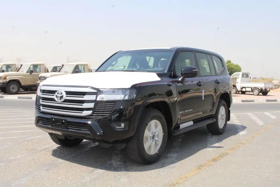 Toyota Land Cruiser GXR 2026
