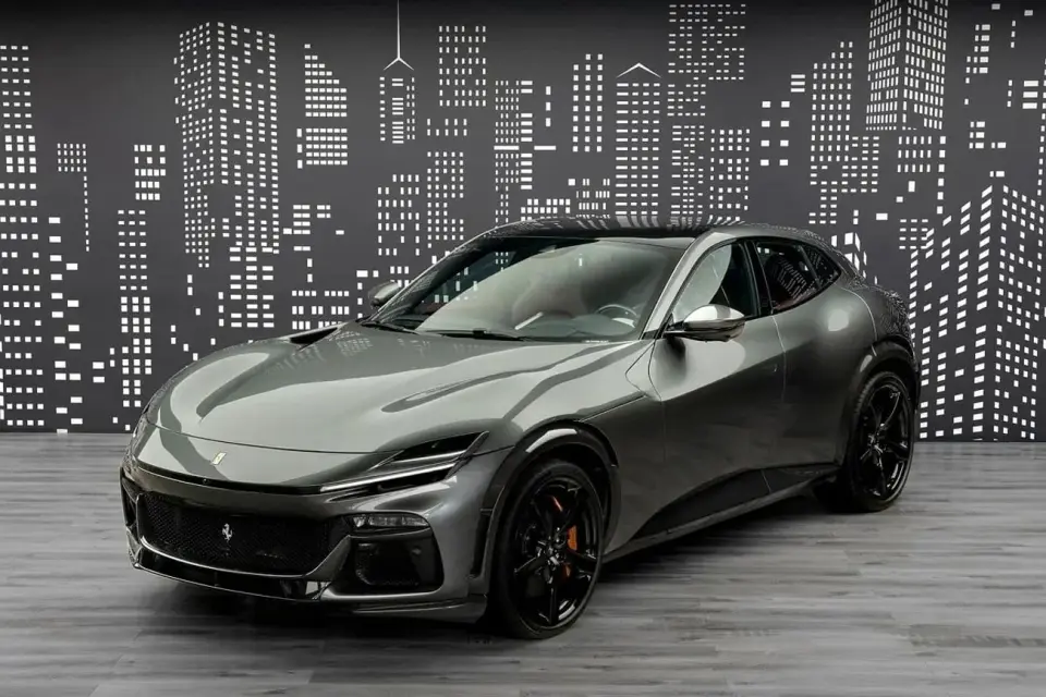 Ferrari Purosangue STANDARD 2026