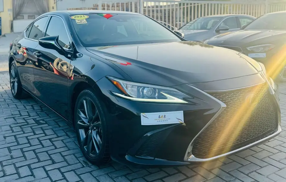 Lexus ES350 F SPORT 2021