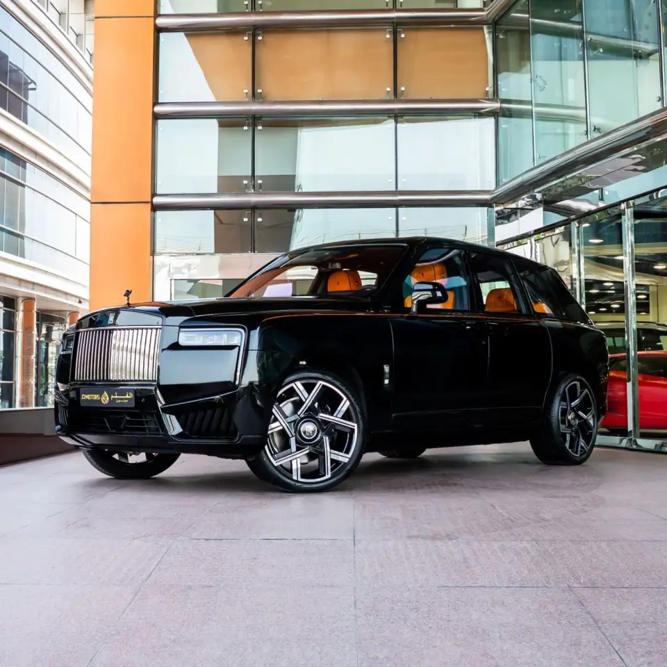 Rolls-Royce Cullinan BLACK BADGE 2026