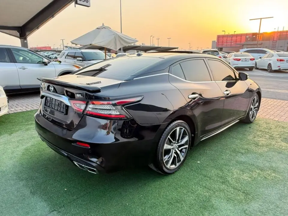 Nissan Maxima SL 2019
