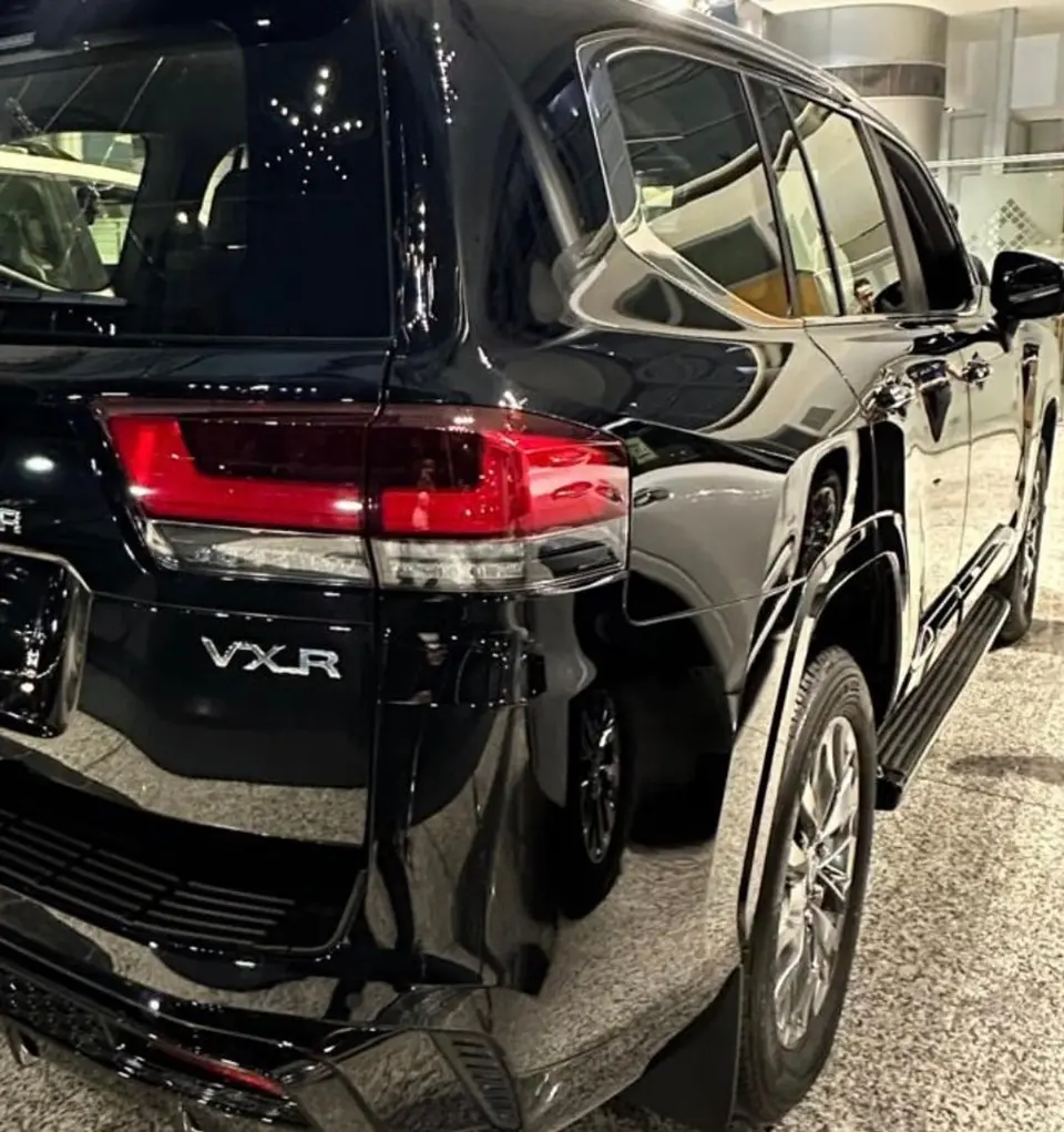 Toyota Land Cruiser VXR 2026