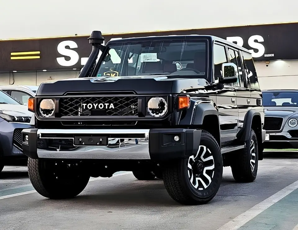Toyota Land Cruiser 70 LC76 LX 2026
