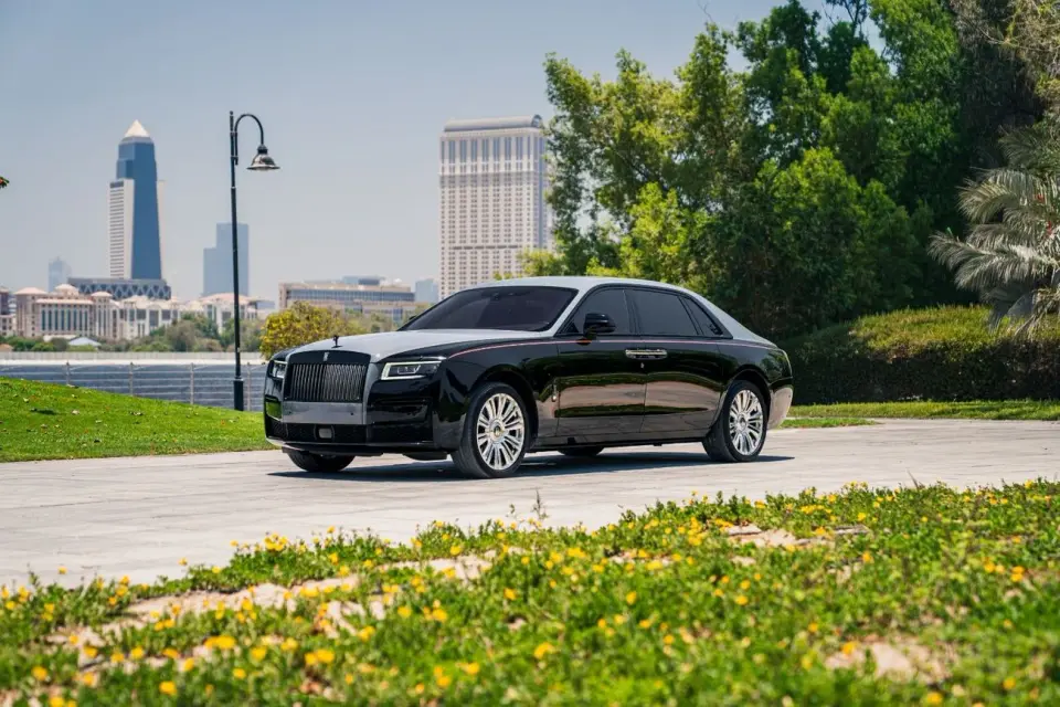 Rolls-Royce Ghost BLACK BADGE 2023