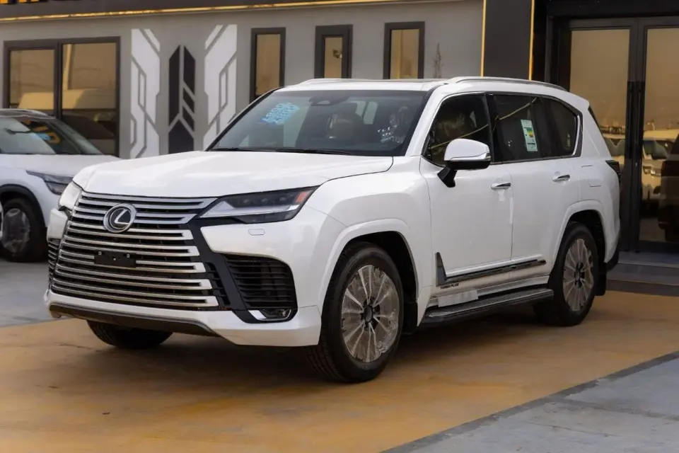 Lexus LX600 LX600 TURBO PLUS 2025