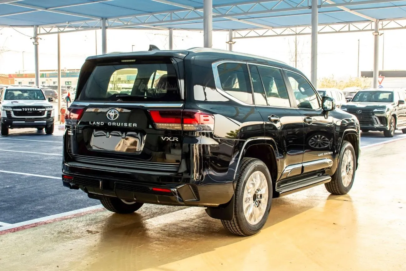 Toyota Land Cruiser VXR 2026 — фото 7