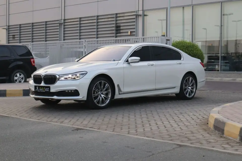 BMW 730Li LUXURY 2019