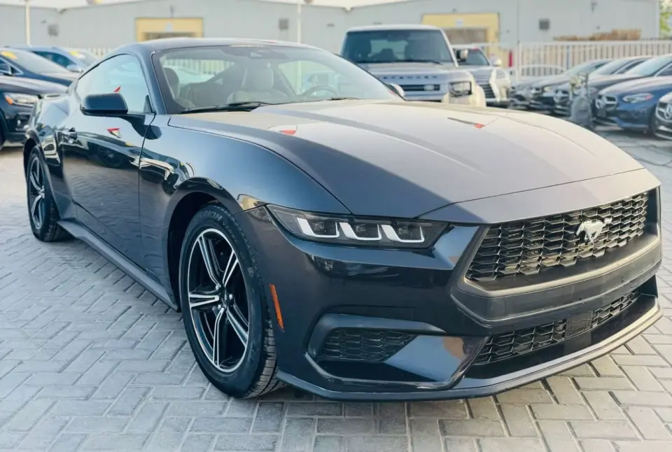 Ford Mustang STANDARD 2024