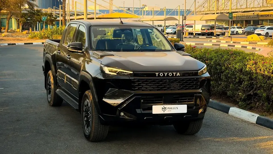 Toyota Hilux ADVENTURE 2026