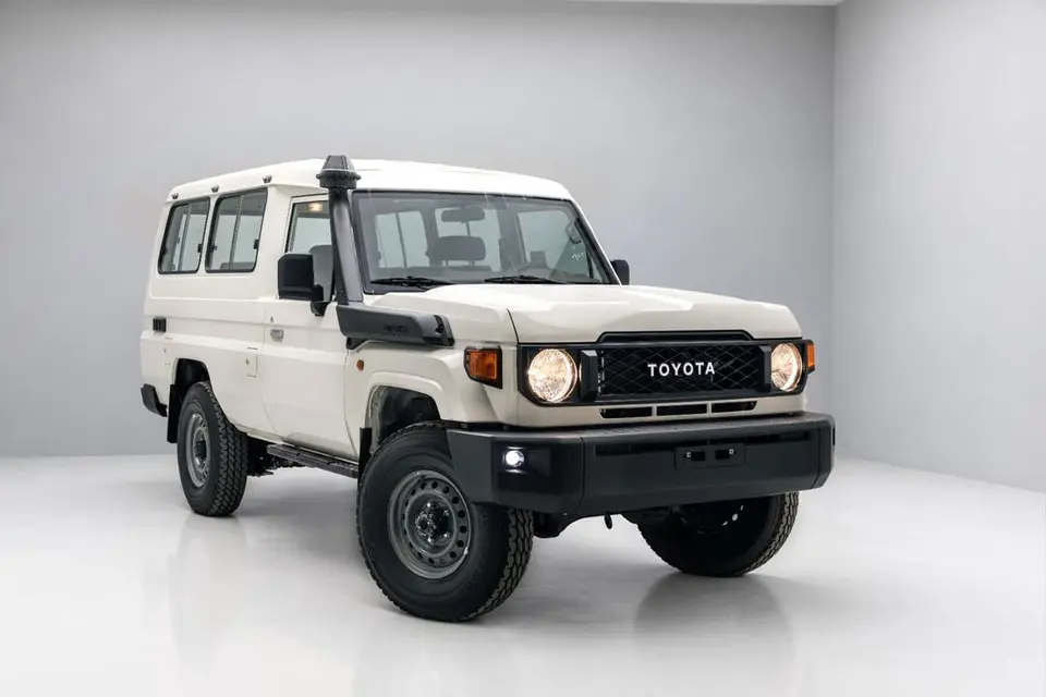 Toyota Land Cruiser 70 LC 78 HARDTOP 4.0L AT 2026