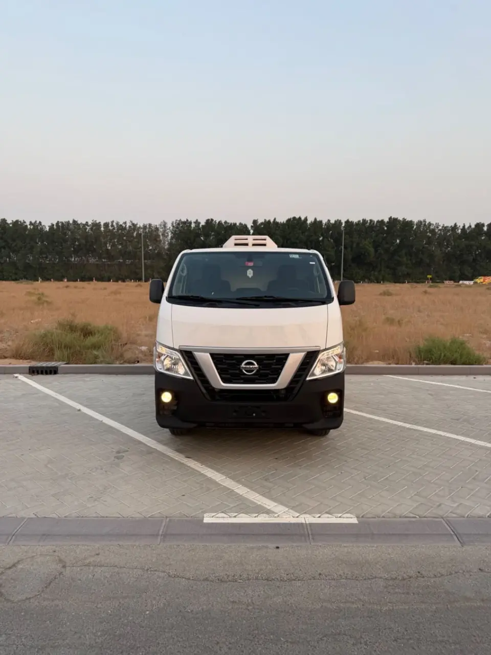 Nissan Urvan STANDARD 2021
