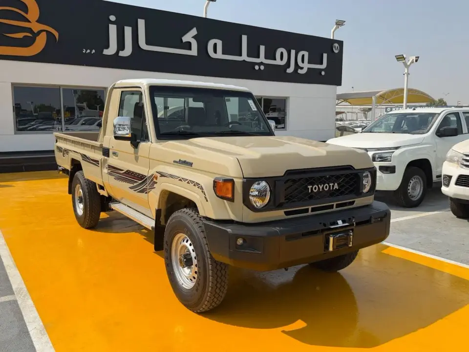 Toyota Land Cruiser 70 LC79 LX 2026