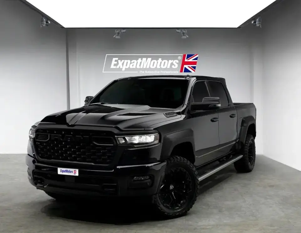 RAM 1500 BIGHORN CREW CAB 2025