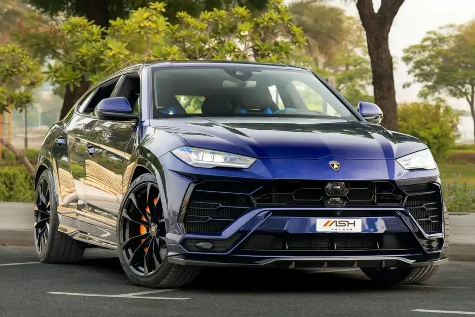 Lamborghini Urus STANDARD 2020