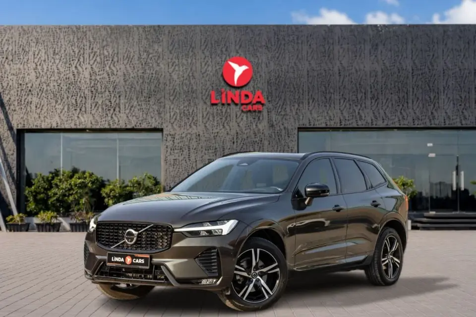 Volvo XC60 R DESIGN 2022