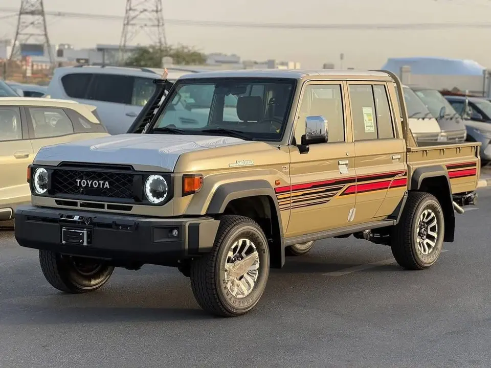 Toyota Land Cruiser Pickup 70 OMANI 2026