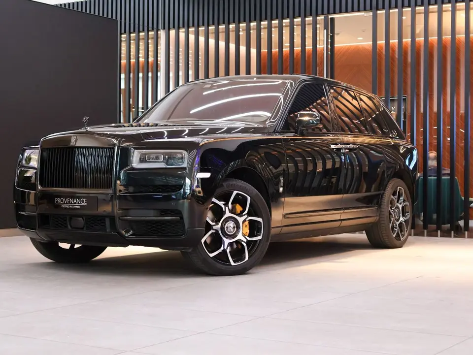 Rolls-Royce Cullinan BLACK BADGE 2023
