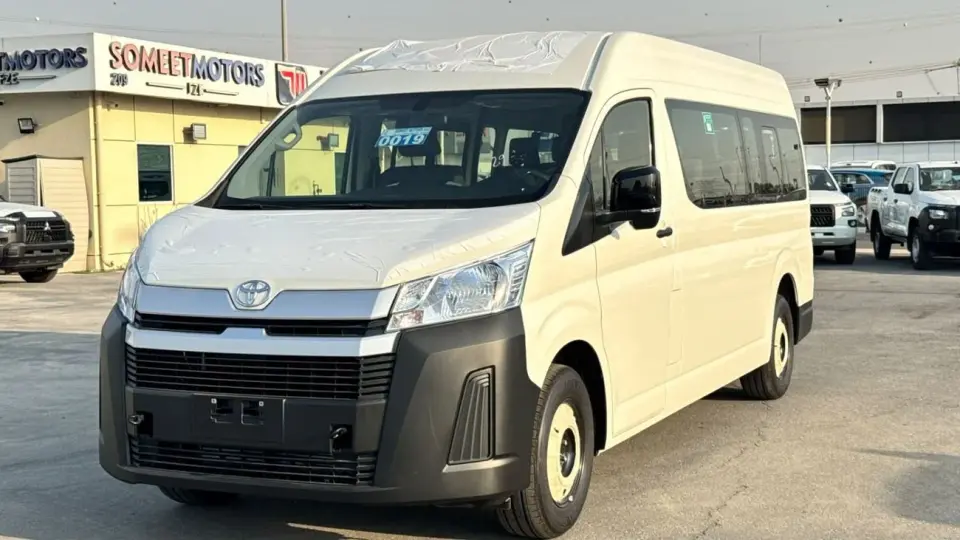 Toyota Hiace DX 2026