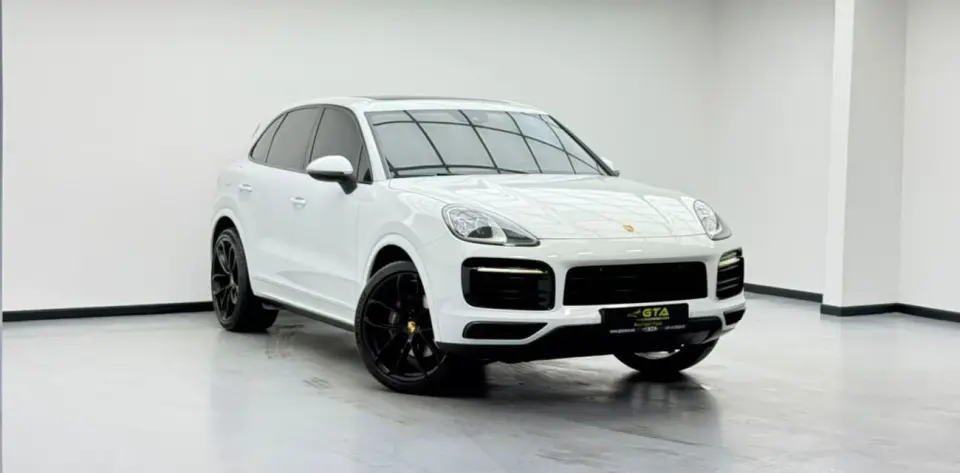Porsche Cayenne STANDARD 2023