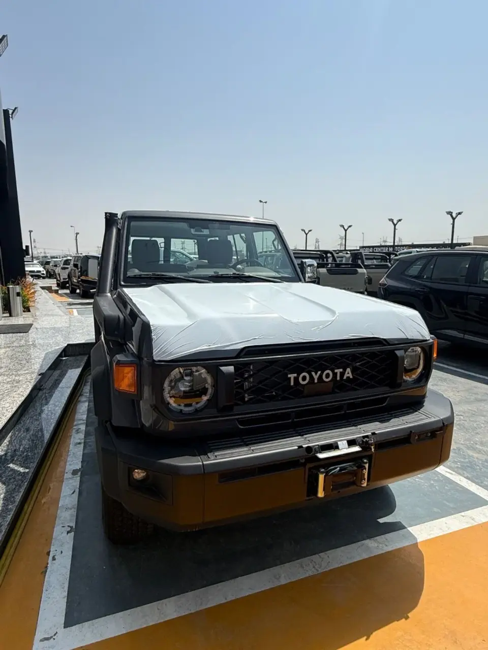 Toyota Land Cruiser 70 LC76 LX 2026