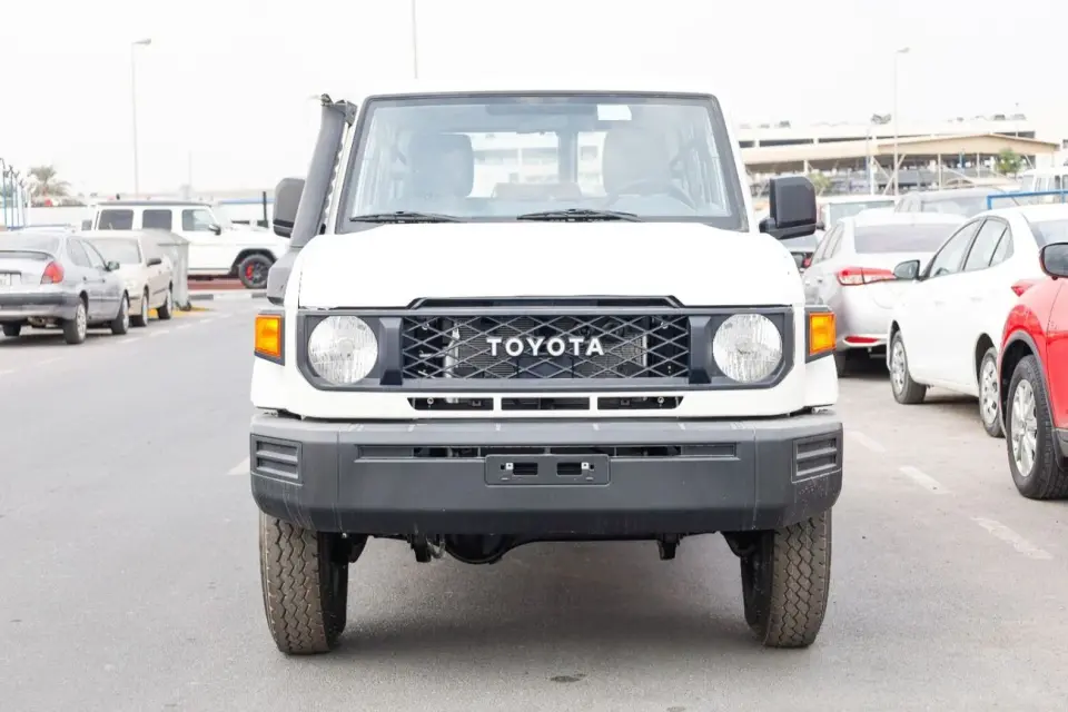 Toyota Land Cruiser 70 LC76 HARD TOP 2026