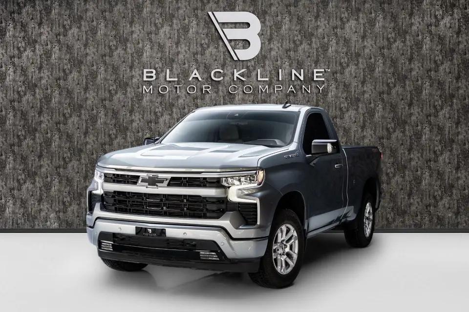 Chevrolet Silverado 1500 REG/CAB RST 2024