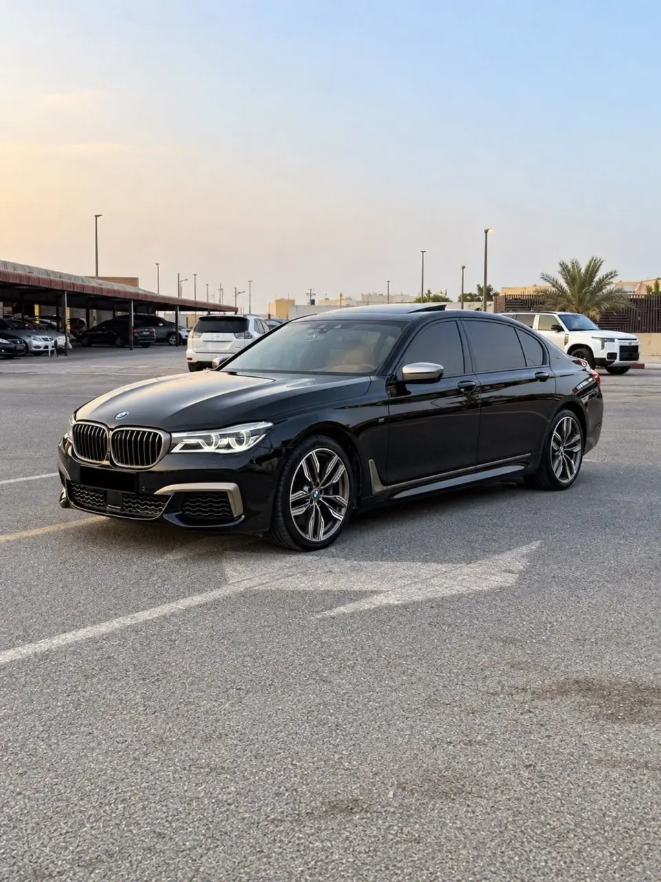 BMW M760Li XDRIVE 2019