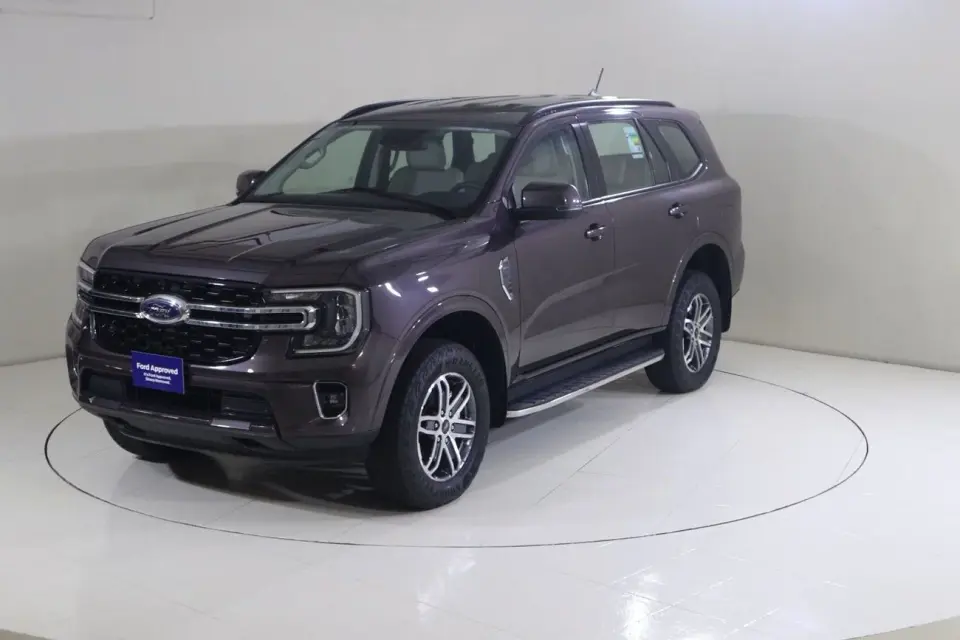 Ford Everest XLT 2024