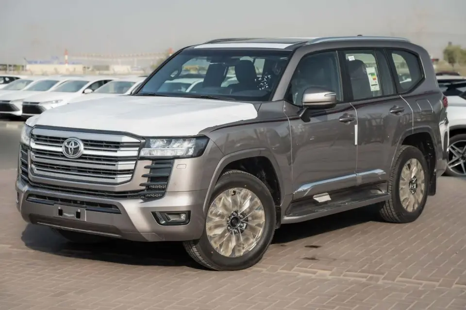 Toyota Land Cruiser SAHARA 2026