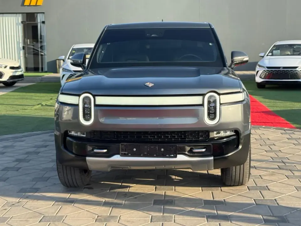 Rivian R1T STANDARD 2023
