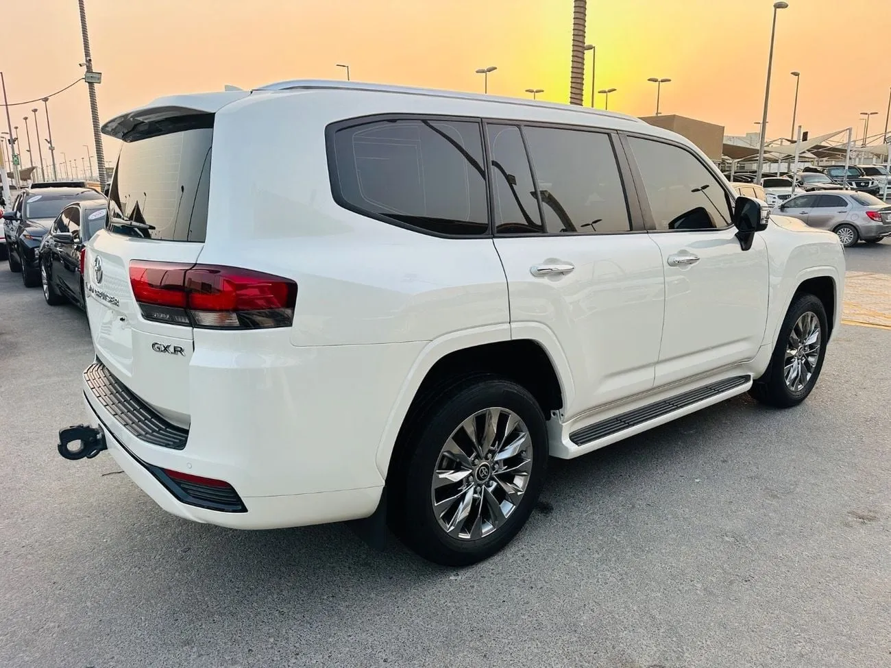 Toyota Land Cruiser GXR 2023 — фото 4