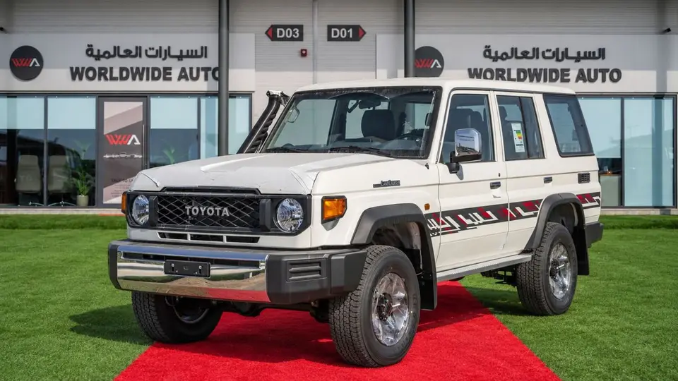 Toyota Land Cruiser 70 LC76 LX 2026