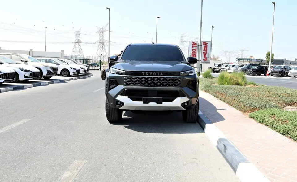 Toyota Hilux ADVENTURE 2020