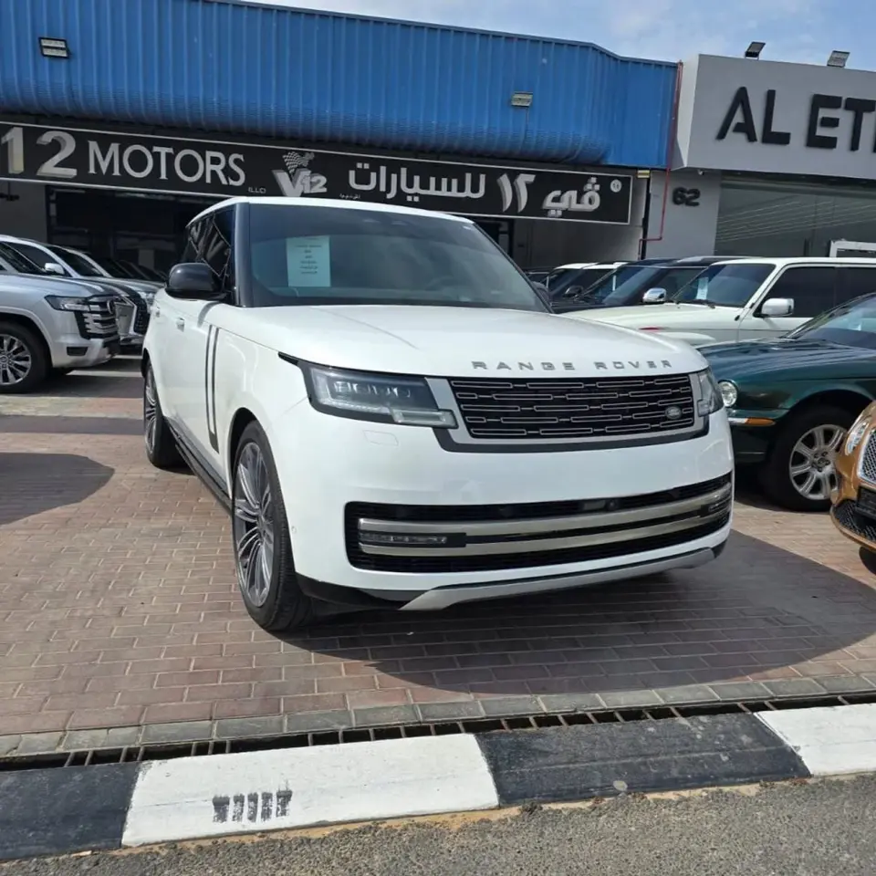 Land Rover Range Rover HSE P400 2025
