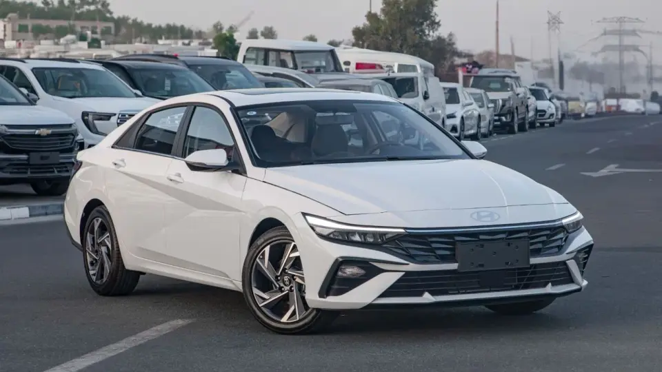Hyundai Elantra COMFORT 2026