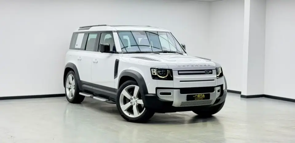 Land Rover Defender 110 SE P300 2022