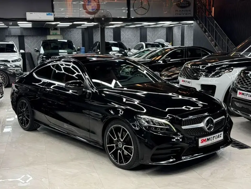 Mercedes-Benz C200 AMG 2022