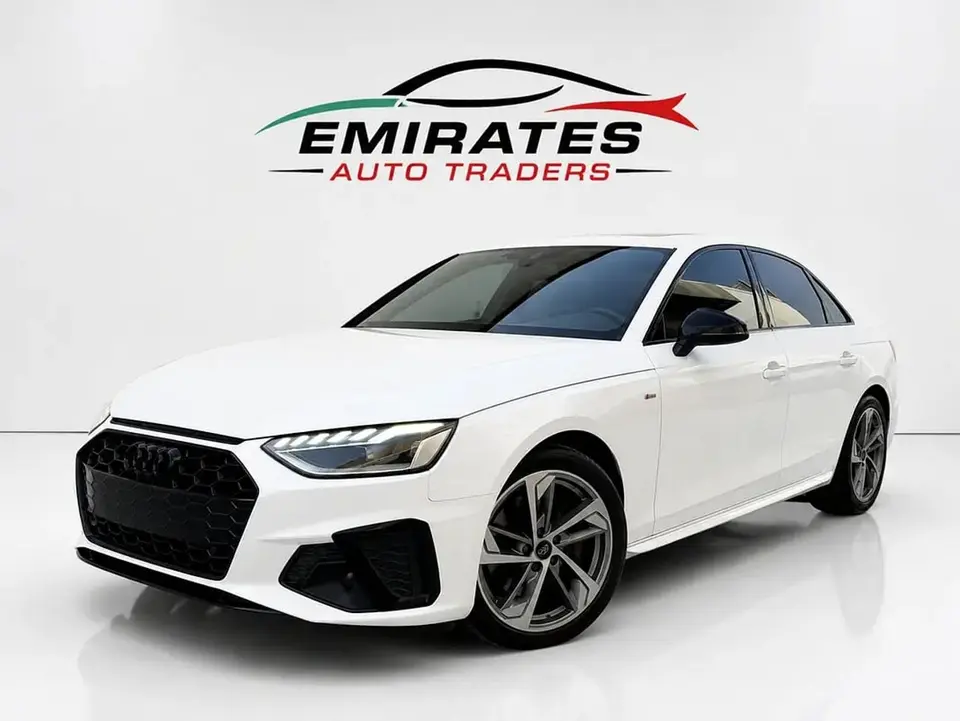 Audi A4 35 TFSI S-LINE 2024