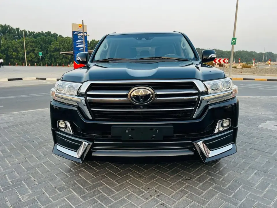 Toyota Land Cruiser VXR 2021