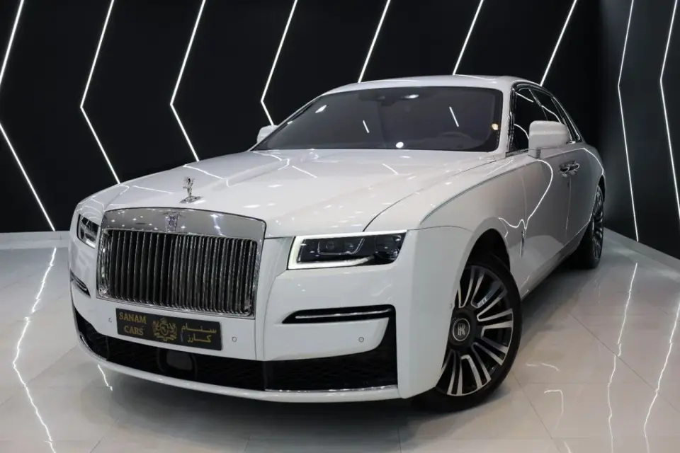 Rolls-Royce Ghost STANDARD 2023