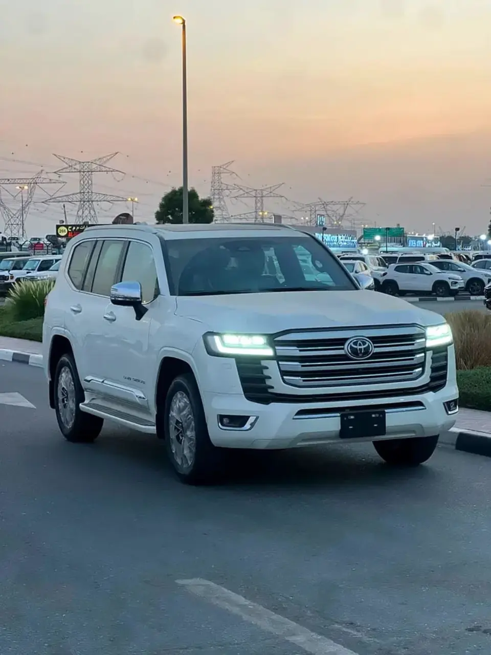Toyota Land Cruiser VX 2026