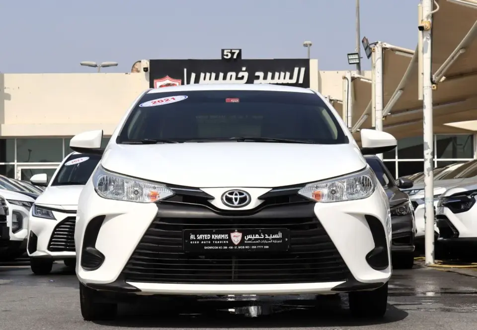 Toyota Yaris E 2021