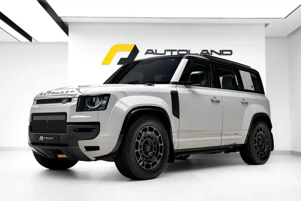 Land Rover Defender 2026