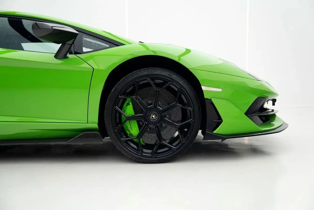 Lamborghini Aventador SVJ 2020 — фото 9