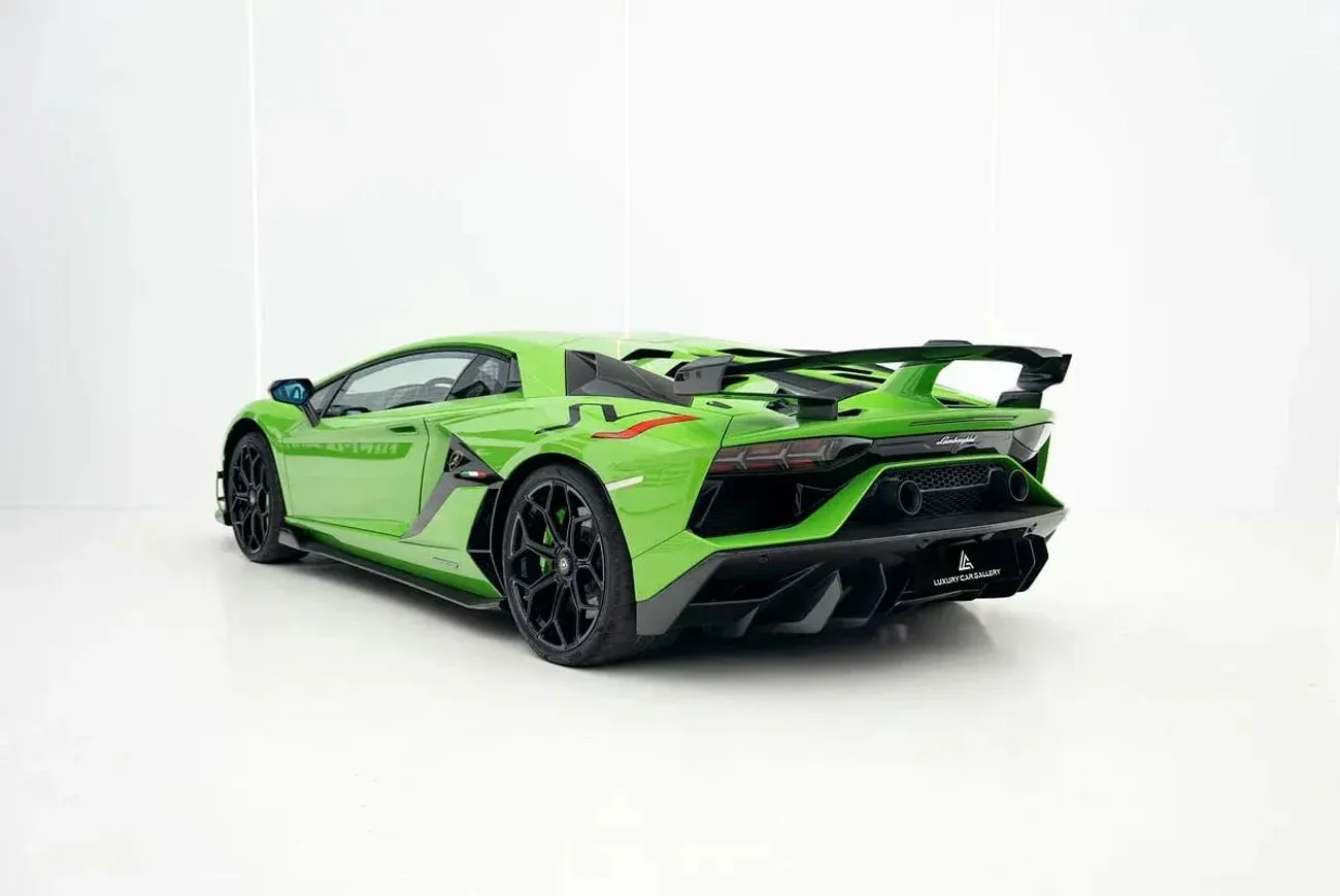 Lamborghini Aventador SVJ 2020 — фото 10