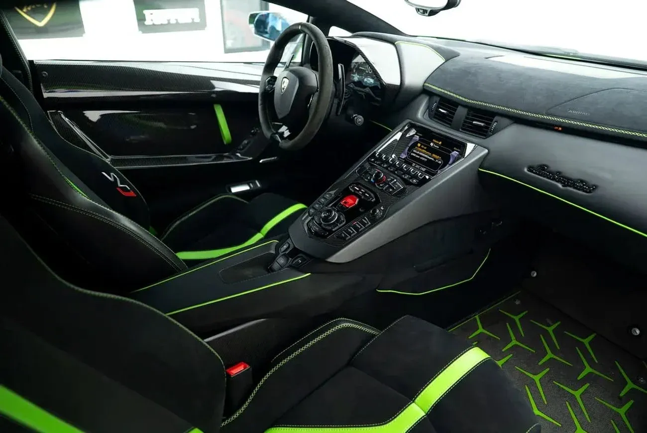 Lamborghini Aventador SVJ 2020 — фото 14