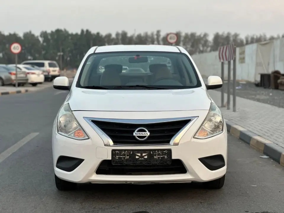 Nissan Sunny SV 2023