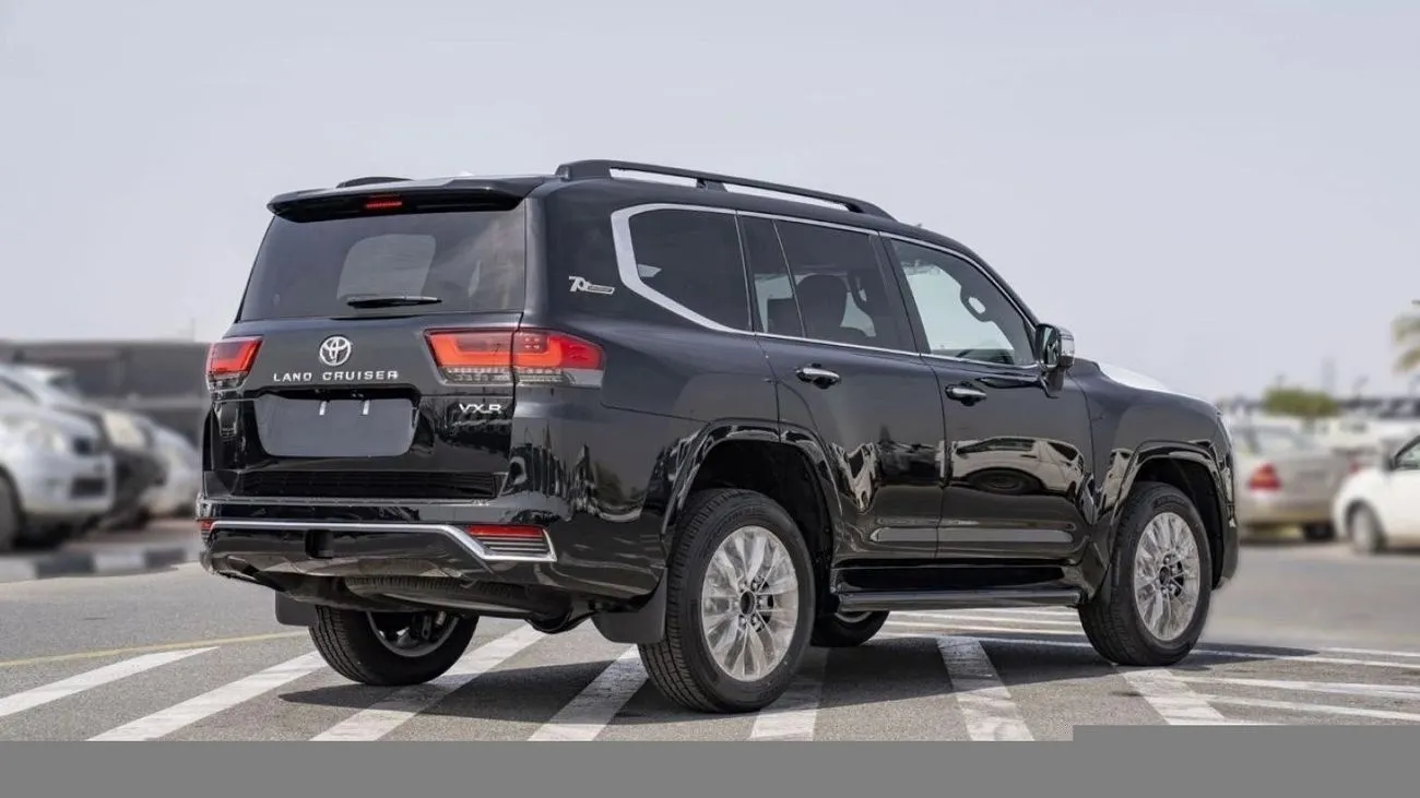 Toyota Land Cruiser VXR 2025 — фото 5