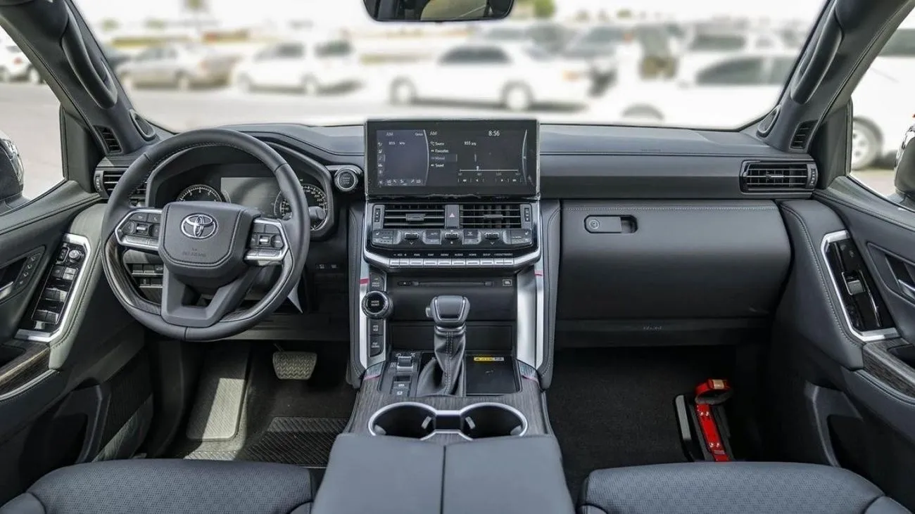 Toyota Land Cruiser VXR 2025 — фото 11